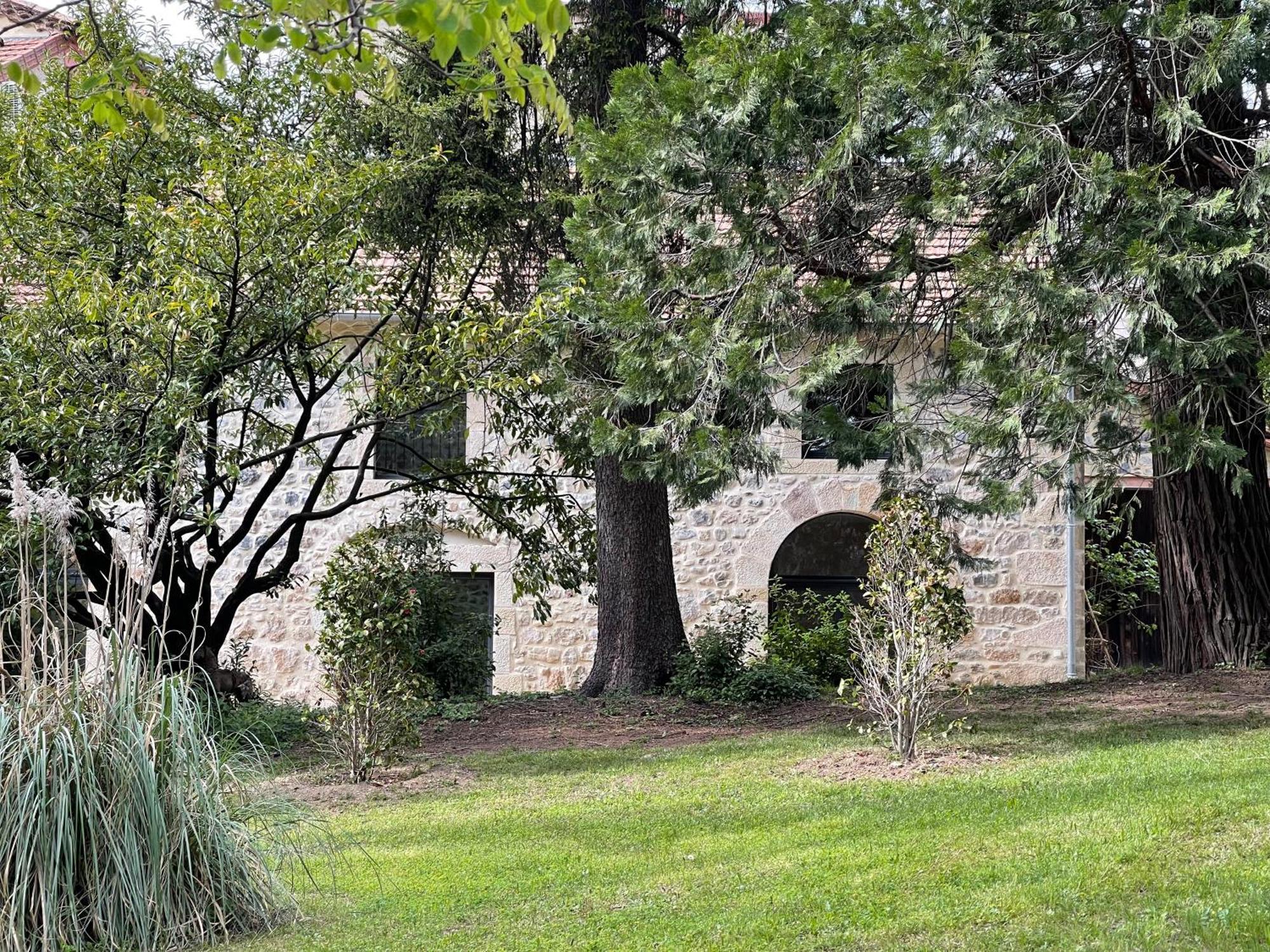 Villa Firmin Galimard - Gite Vals-les-Bains Exteriör bild